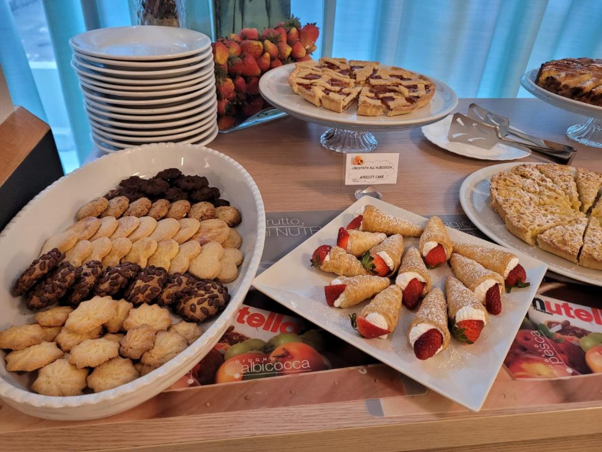 Si Rimini Hotel Eksteriør bilde